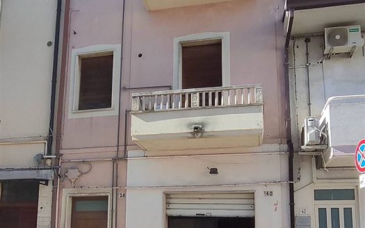 Attività commerciale in Affitto a ORTONA