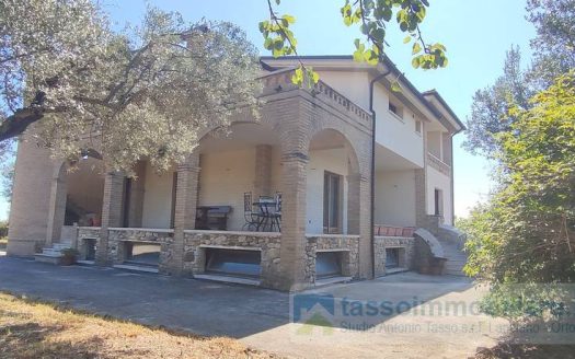 Villa in Vendita a ORTONA