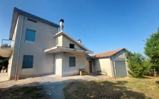 Casa singola in Vendita a CRECCHIO