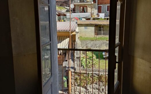 Palazzo in Vendita a CEPPO MORELLI