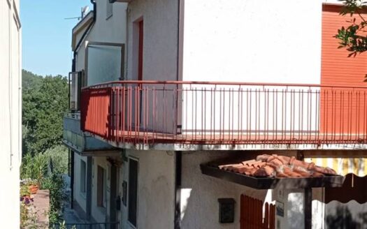Casa semi indipendente in Vendita a CASTEL FRENTANO