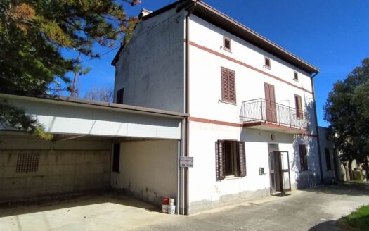 Casa singola in Vendita a CASTEL FRENTANO