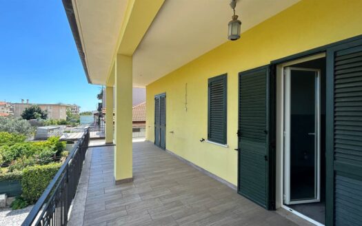 Appartamento in Vendita a FOSSACESIA