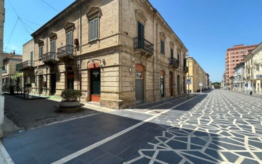 Locale commerciale in Vendita a LANCIANO