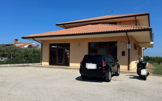 Laboratorio in Affitto a TREGLIO