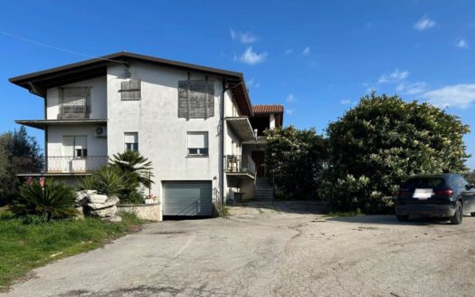 Villa in Vendita a LANCIANO